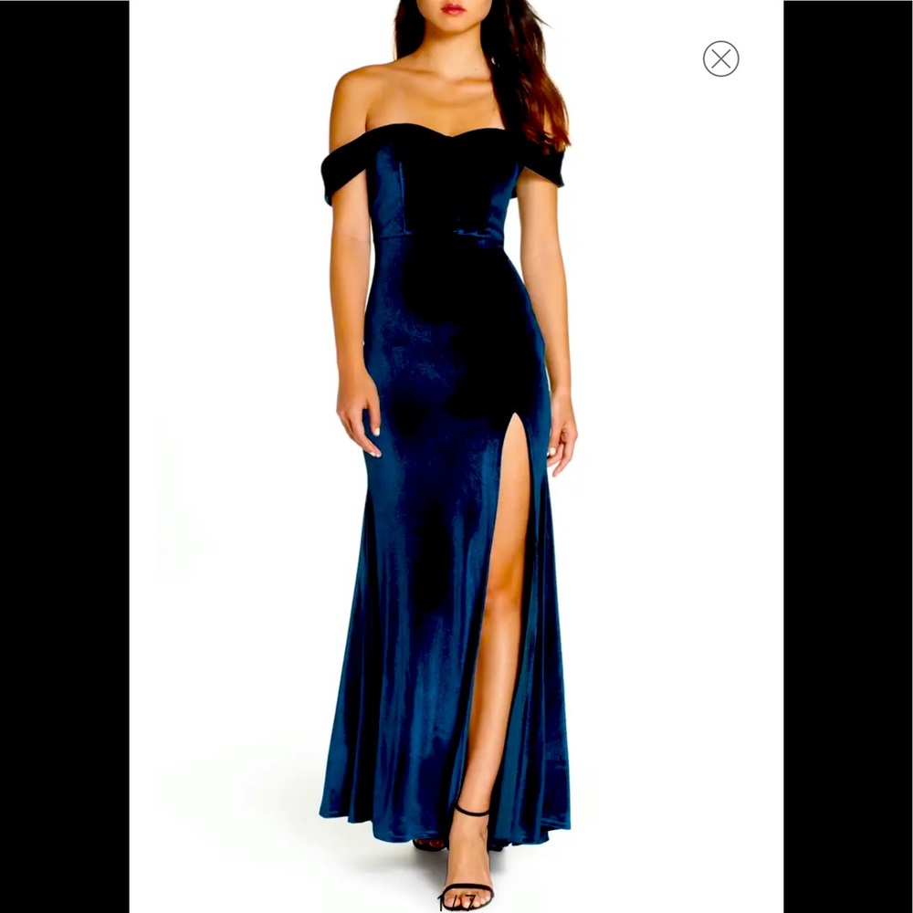 Off the Shoulder Velvet Gown